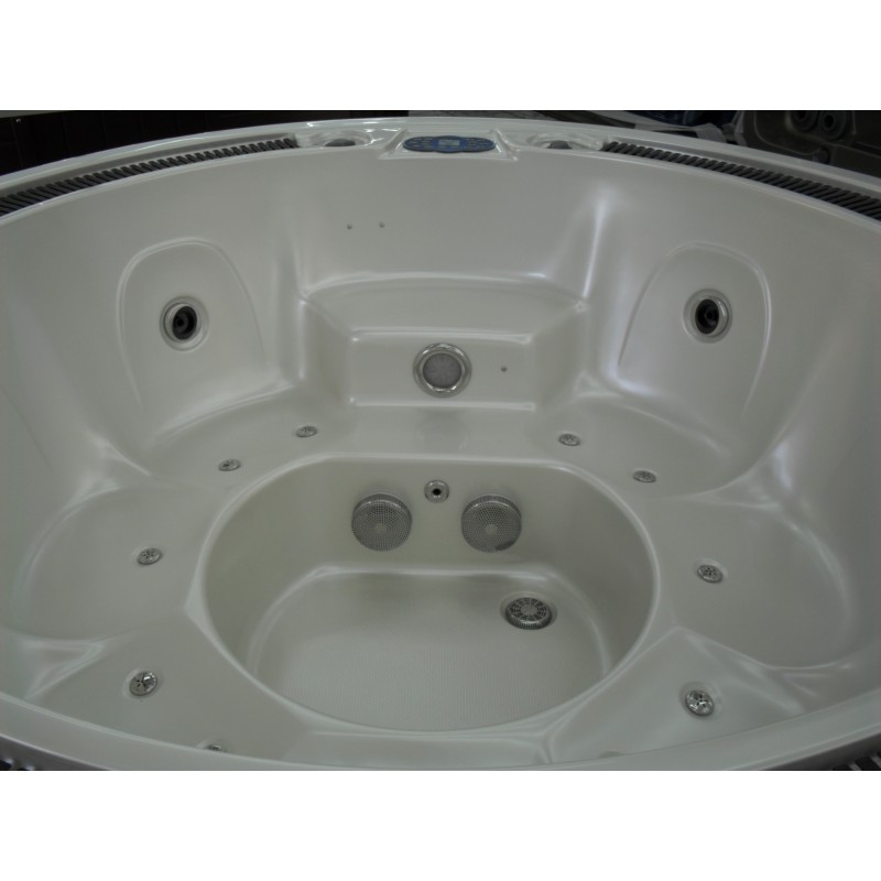 _vyrp14_35443mog-1306-wanna-spa-z-hydromasazem-ogrodowa-7-osobowa-218x218x98cm-3