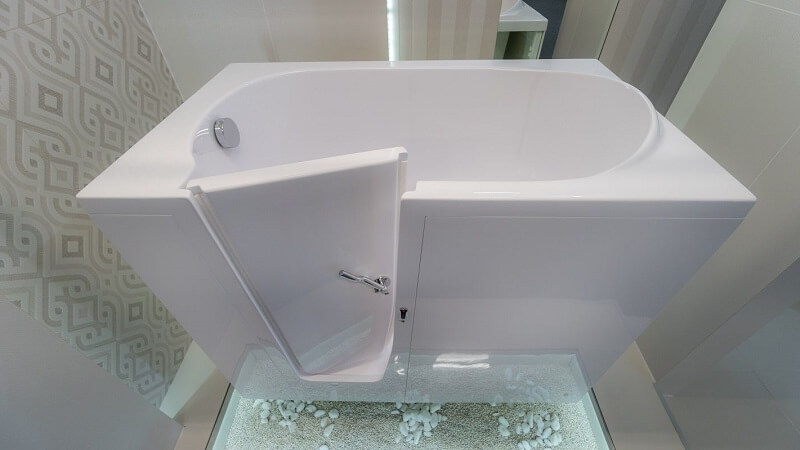 _vyrp15_3876Bezbarierova-vana-ELEGANCA-140-x-68-cm-s-dvierkami-na-lavej-strane-006